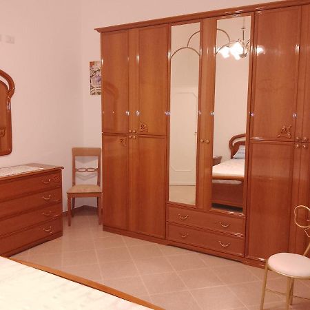 A' Ches Du' Mestr 1 Montalbano  Dış mekan fotoğraf