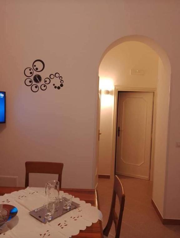 A' Ches Du' Mestr 1 Montalbano  Dış mekan fotoğraf