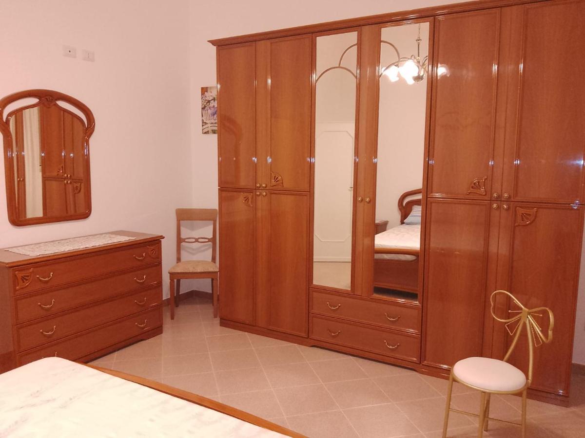 A' Ches Du' Mestr 1 Montalbano  Dış mekan fotoğraf